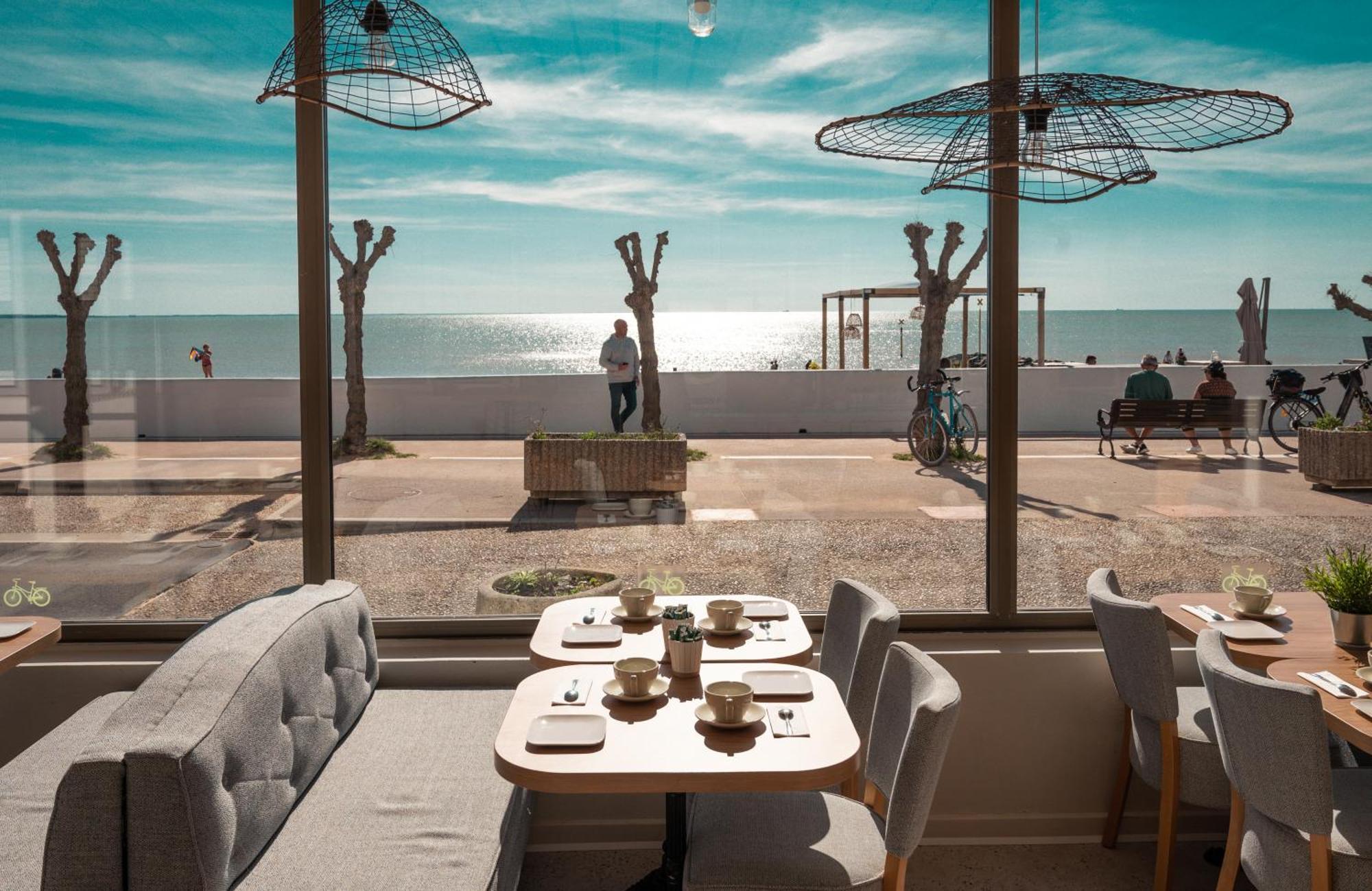 Hotel Le Rivage Vue Sur Mer - Шатлайон-Плаж Екстер'єр фото